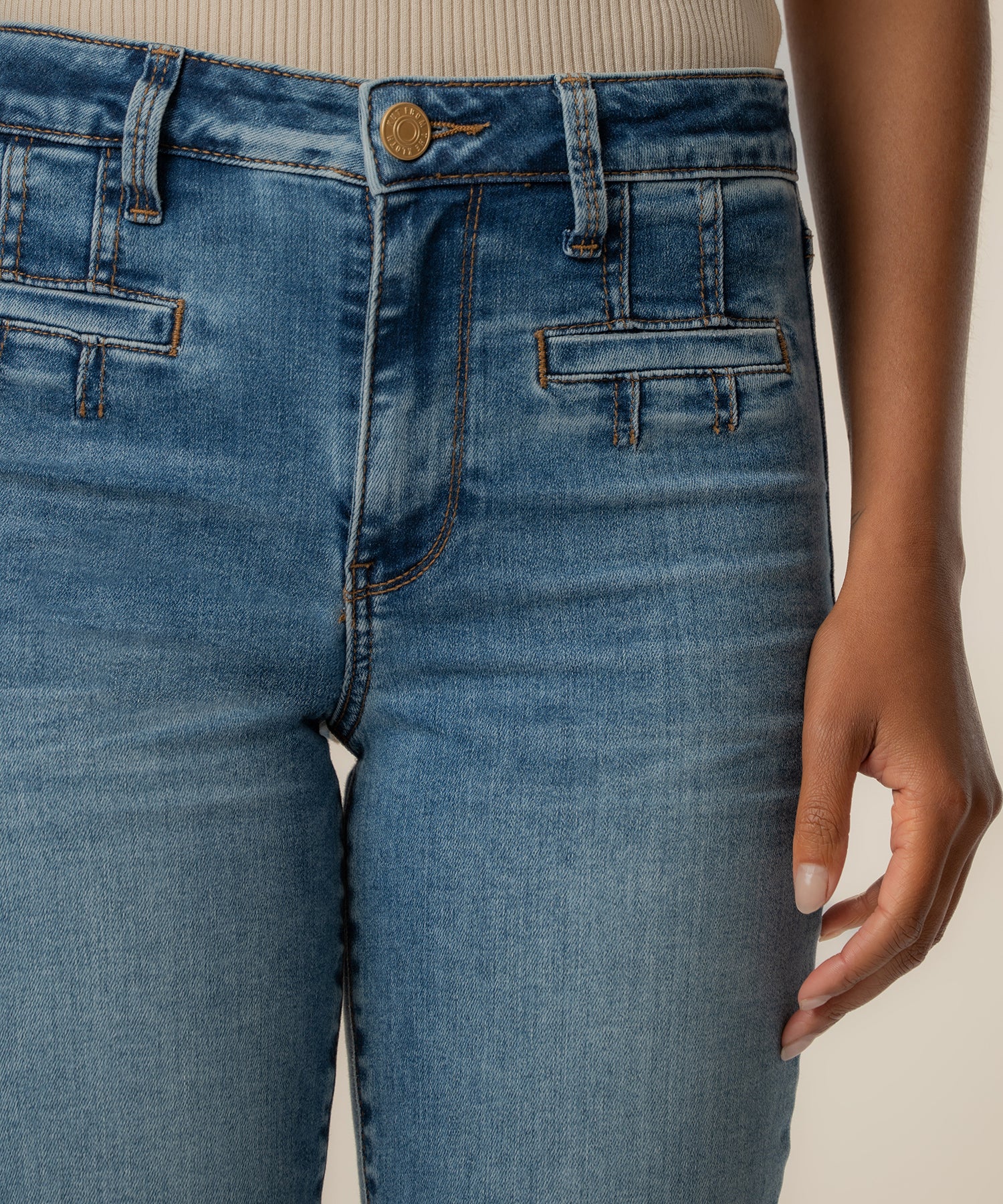 Kelsey High Rise Flare in Spirited Wash