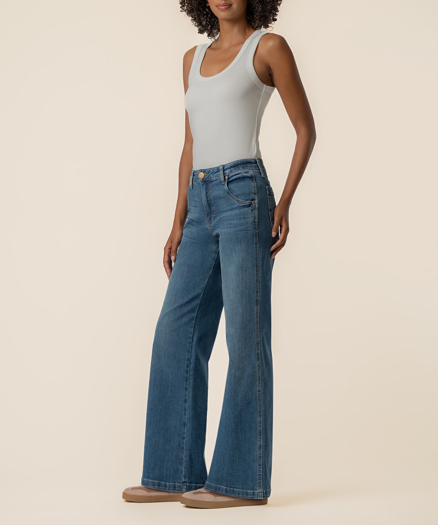 Jean High Rise Wide Leg in Incandescent Wash