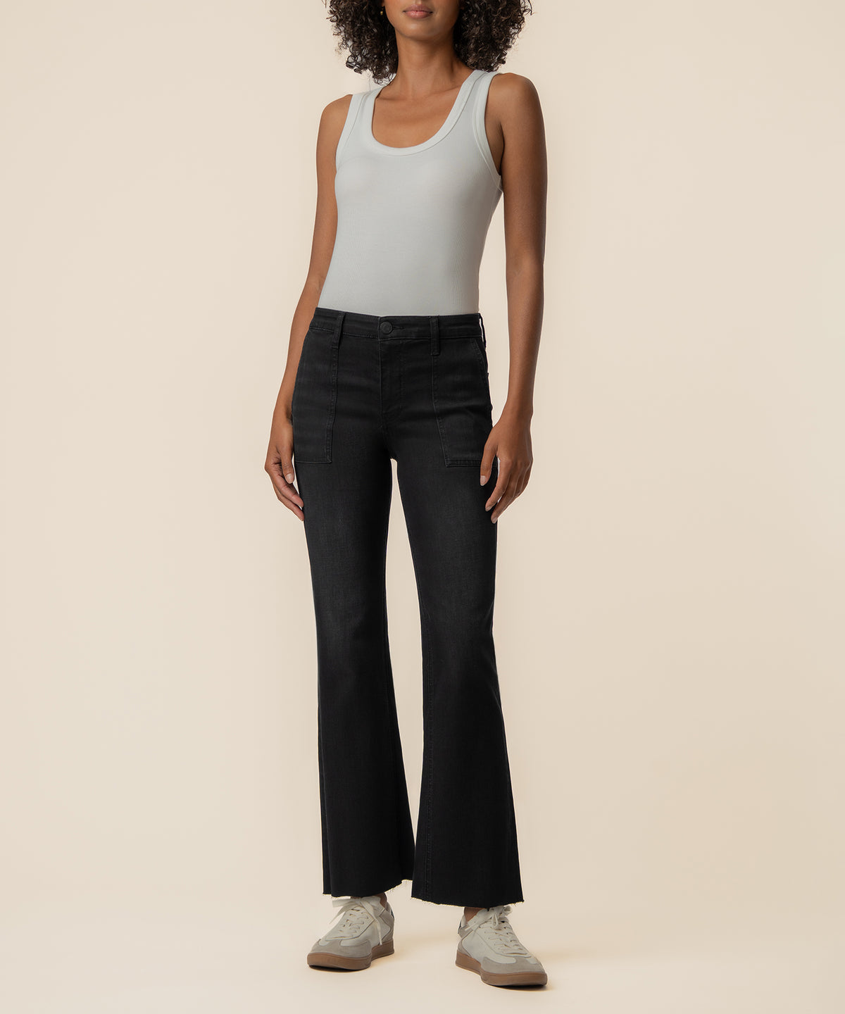 Kelsey High Rise Ankle Flare in Portrait Wash