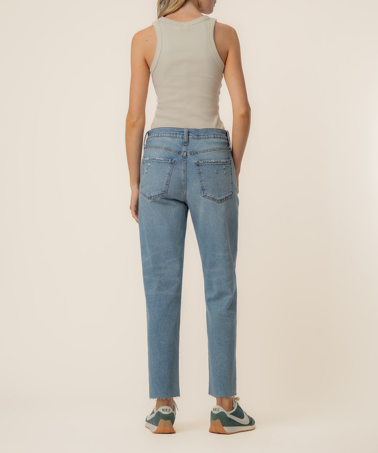 Kit High Rise Baggy Ankle Straight Leg in Iconic Wash