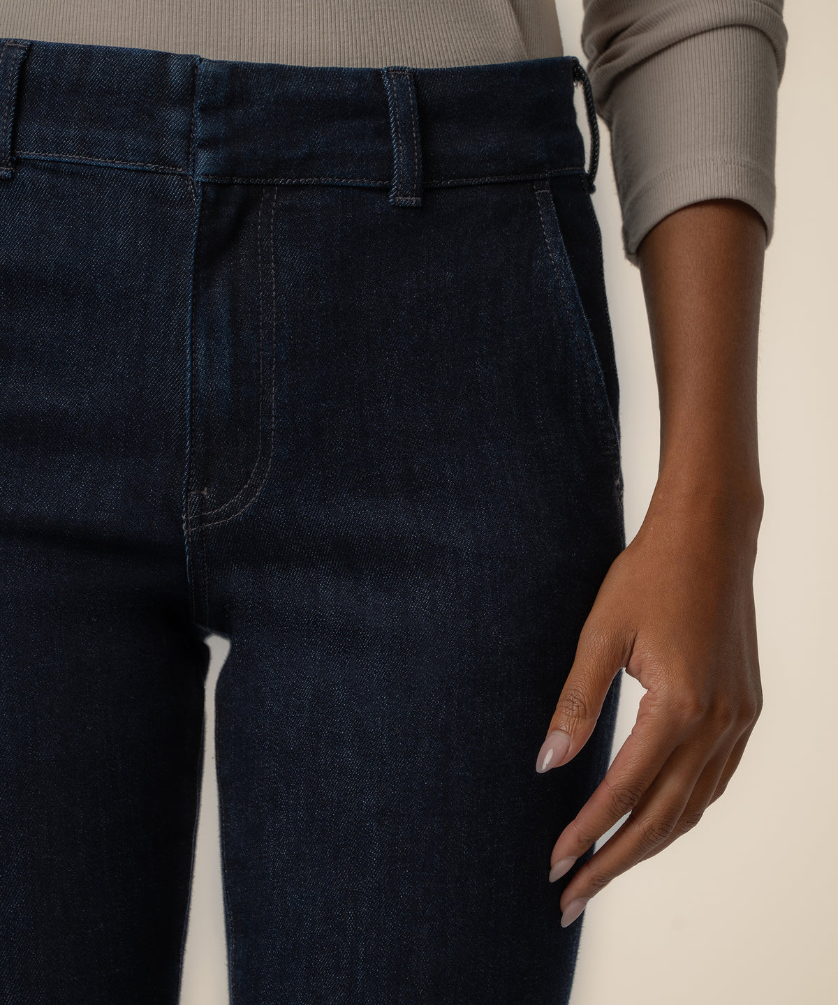 Ana High Rise Trouser Wide Leg in Purpose Wash