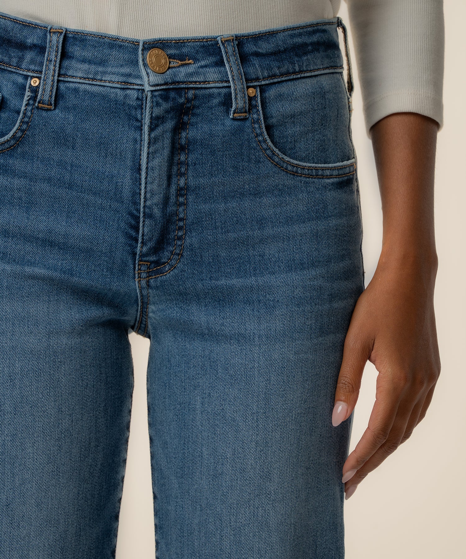 Avery High Rise Straight Leg Long Inseam in Wholly Wash