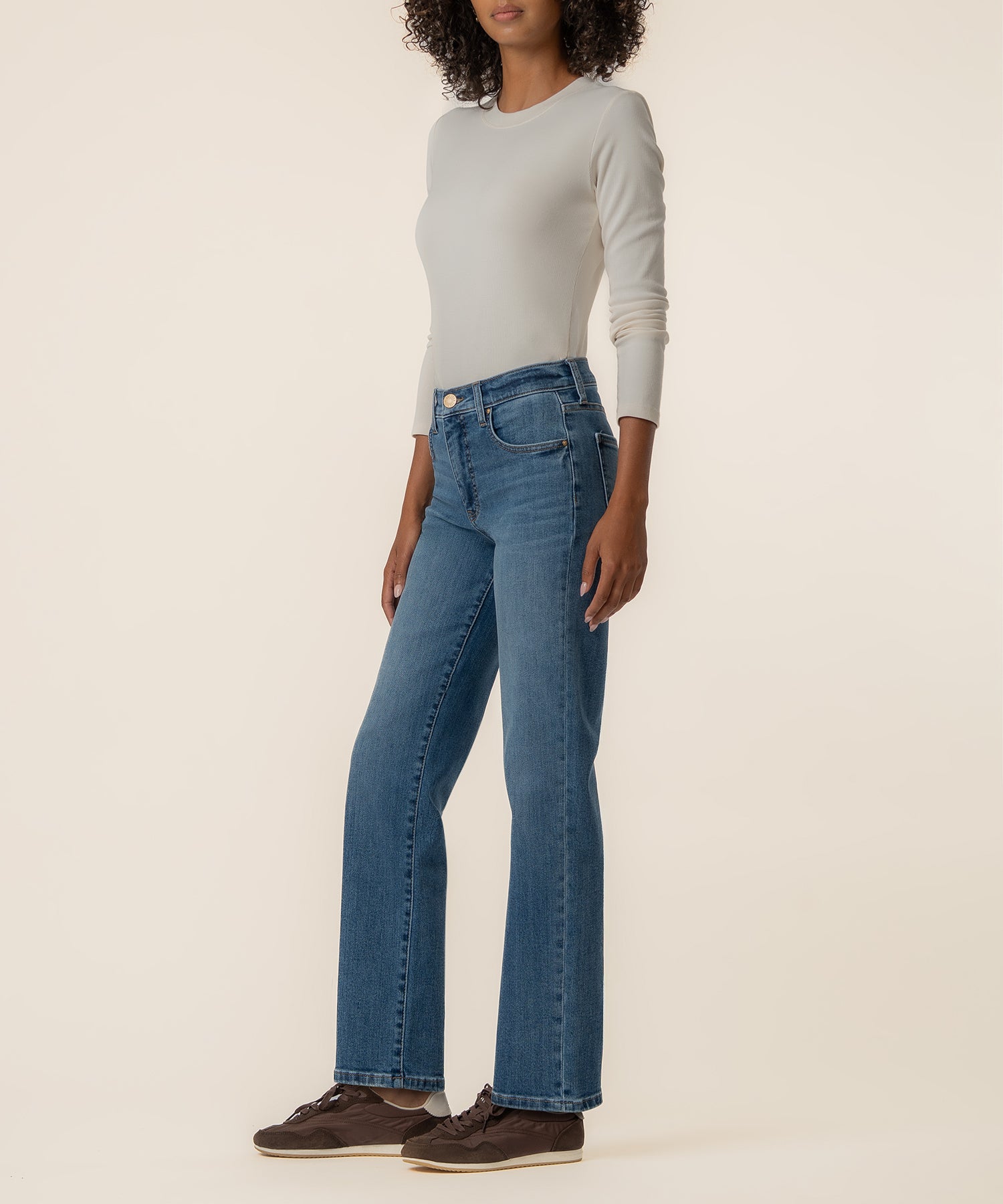 Avery High Rise Straight Leg Long Inseam in Wholly Wash