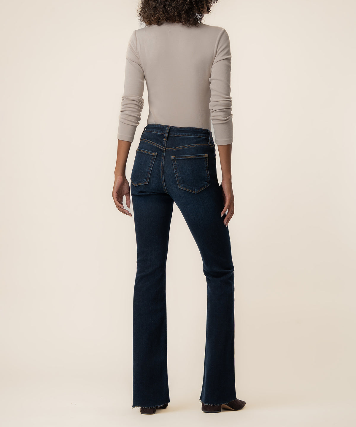 Ana High Rise Flare, Petite in Wave Wash