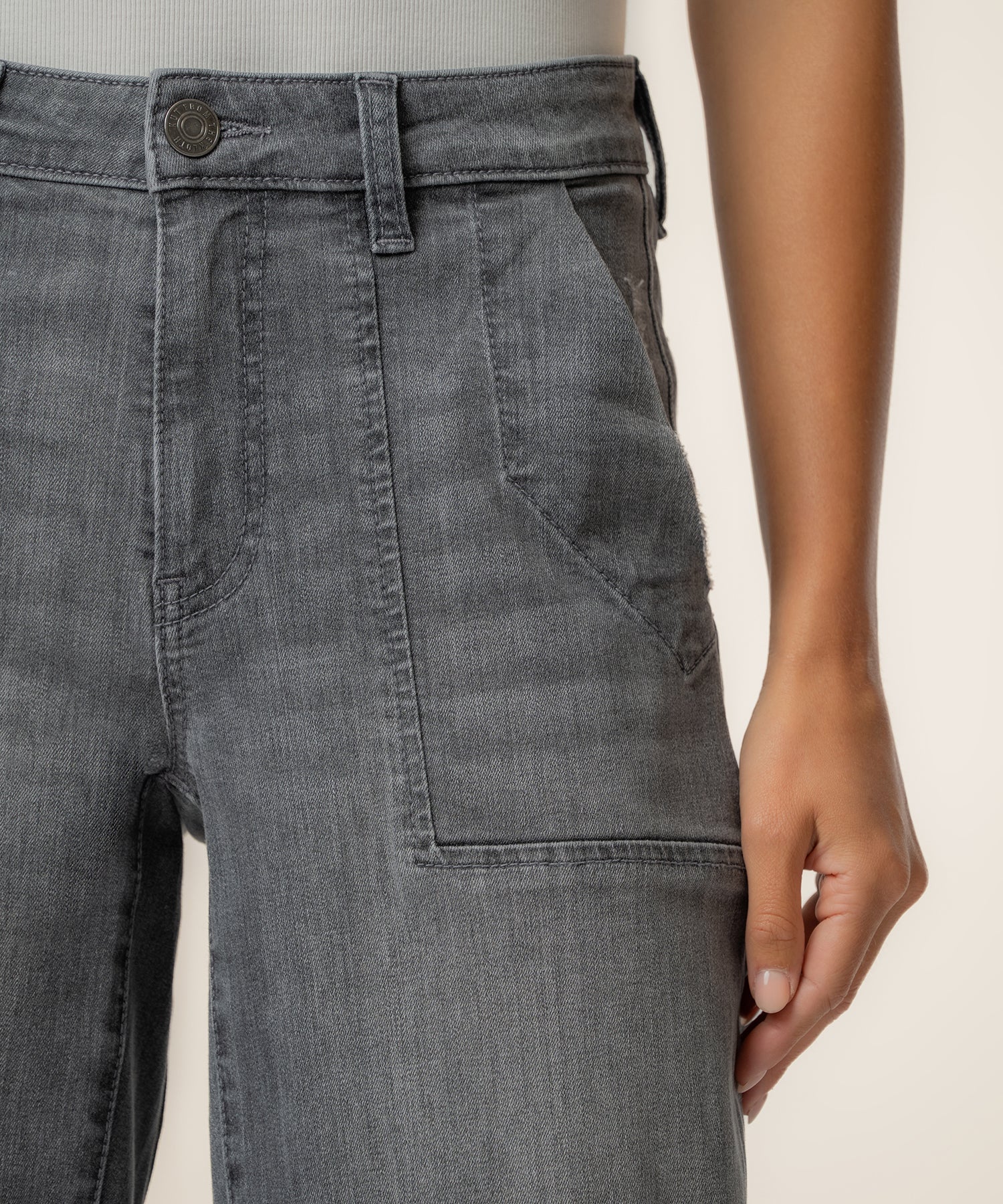 Ashton High Rise Relaxed Leg, Exclusive in Debated Wash