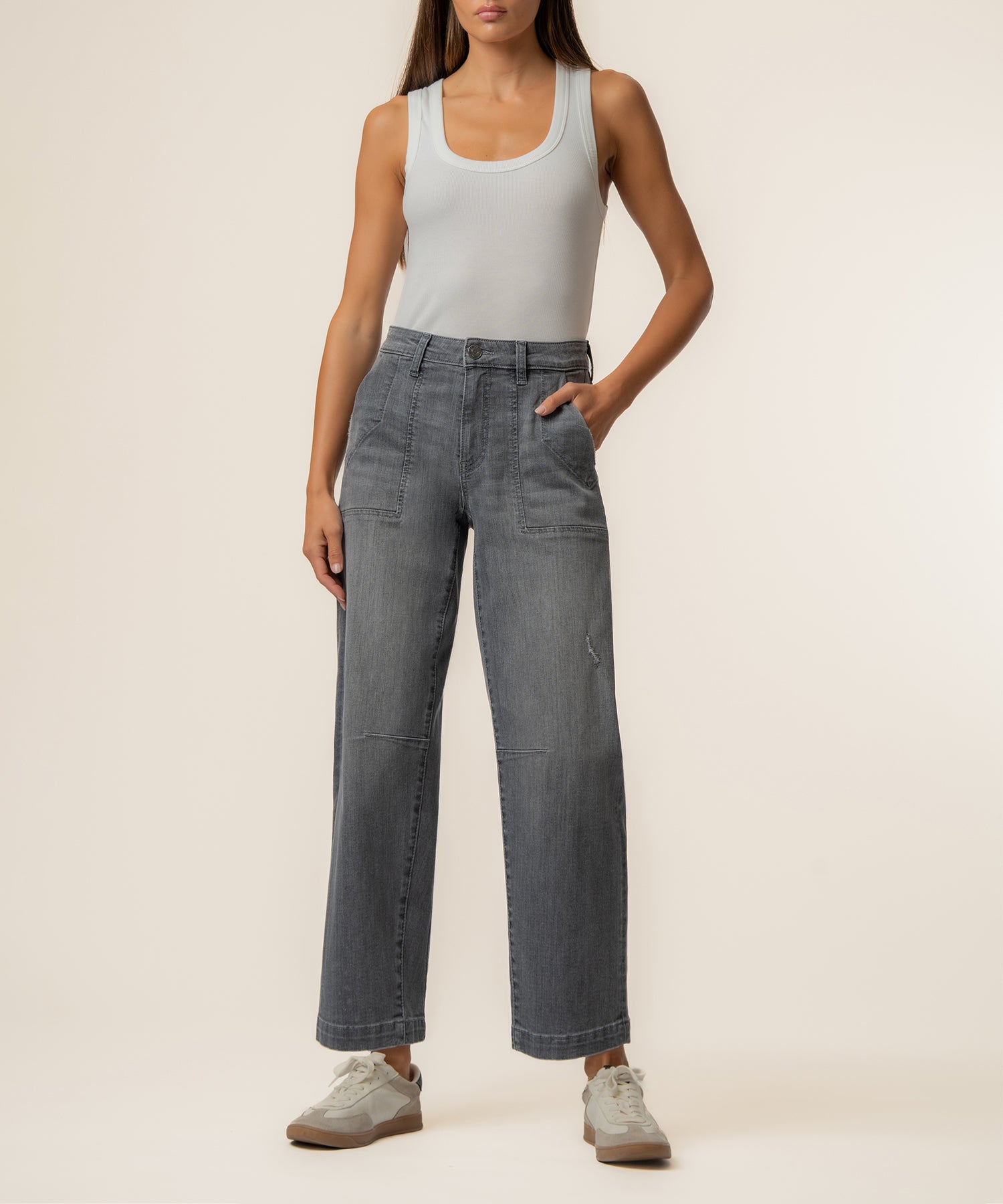 Ashton High Rise Relaxed Leg, Exclusive in Debated Wash