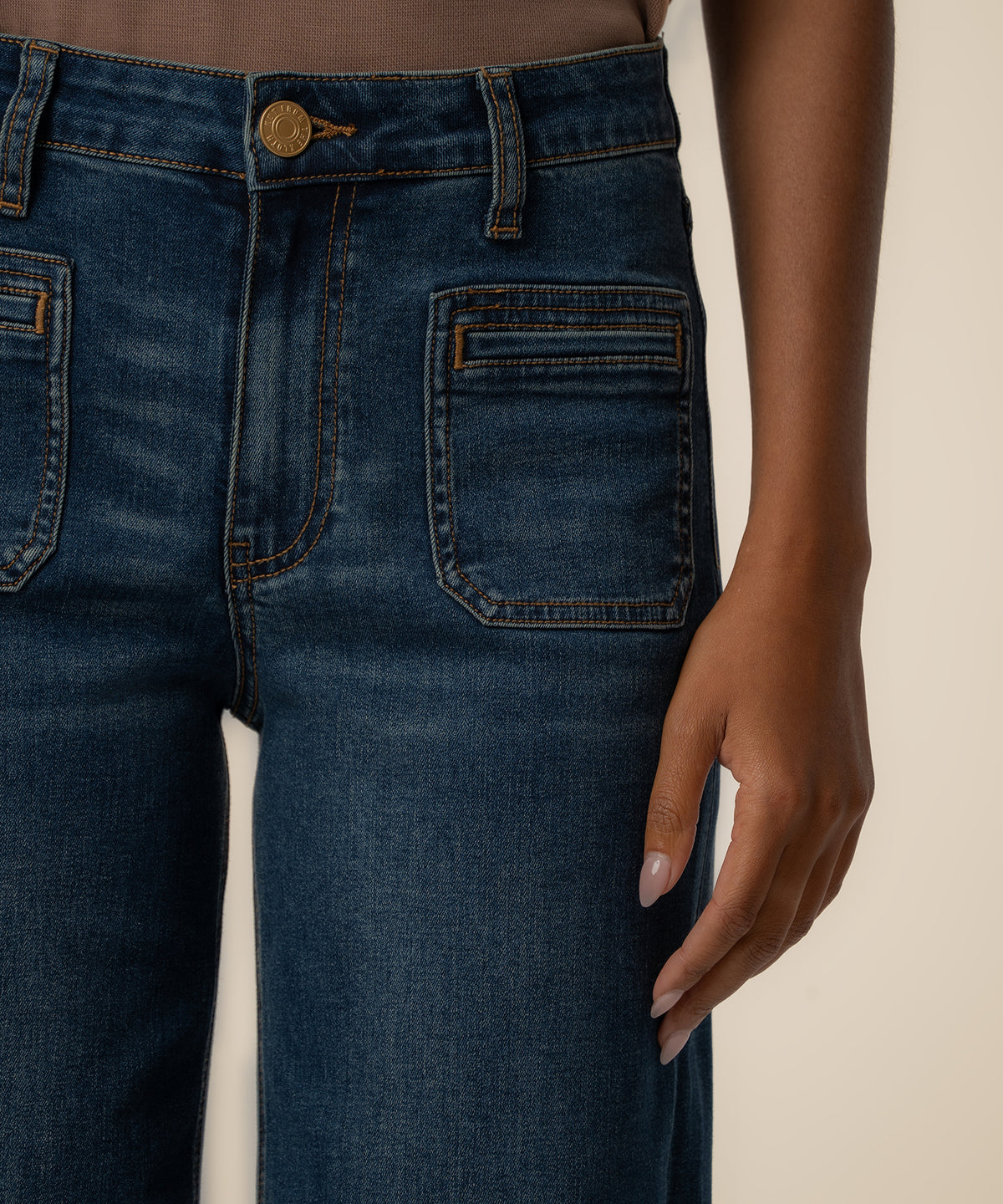 Jodi High Rise Straight Leg in Charmingly Wash