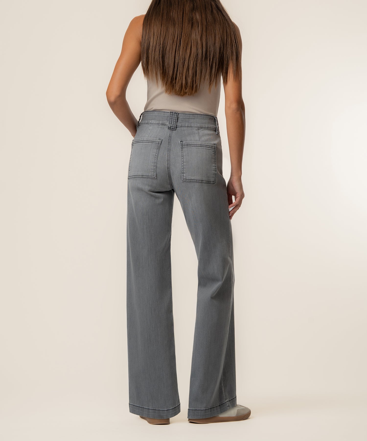Jodi High Rise Straight Leg, Exclusive in Appraise Wash