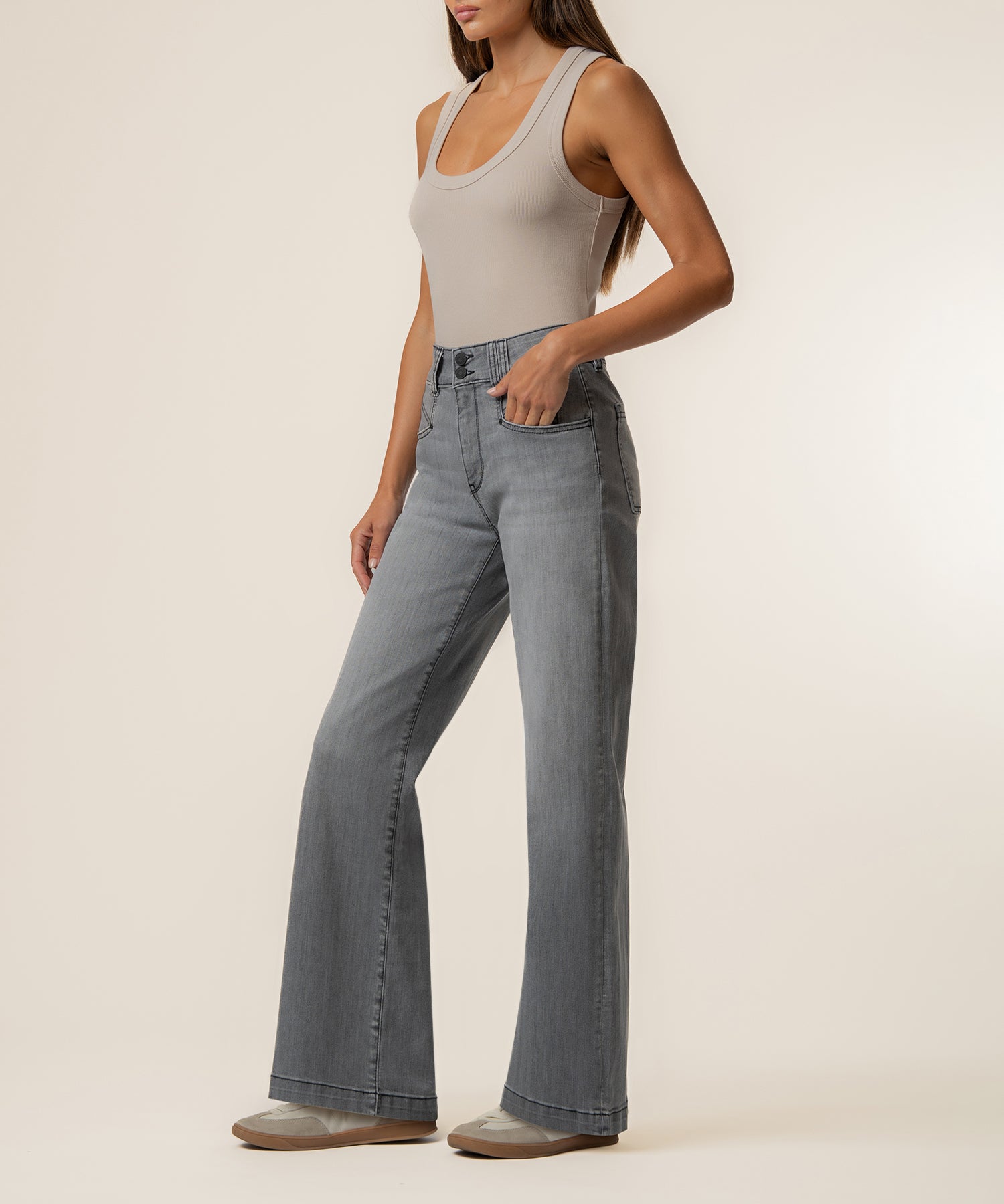 Jodi High Rise Straight Leg, Exclusive in Appraise Wash