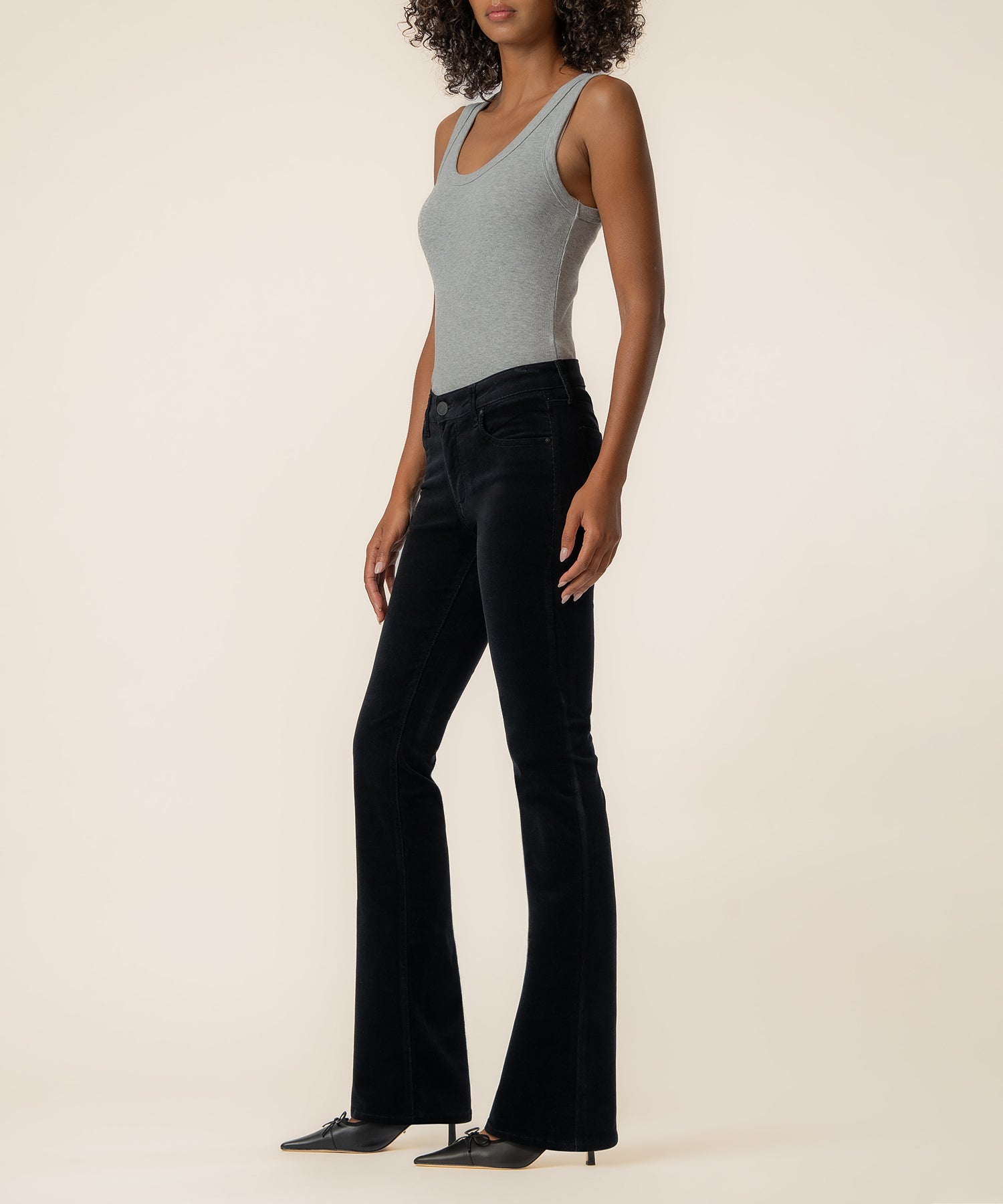Natalie Corduroy Bootcut in Black