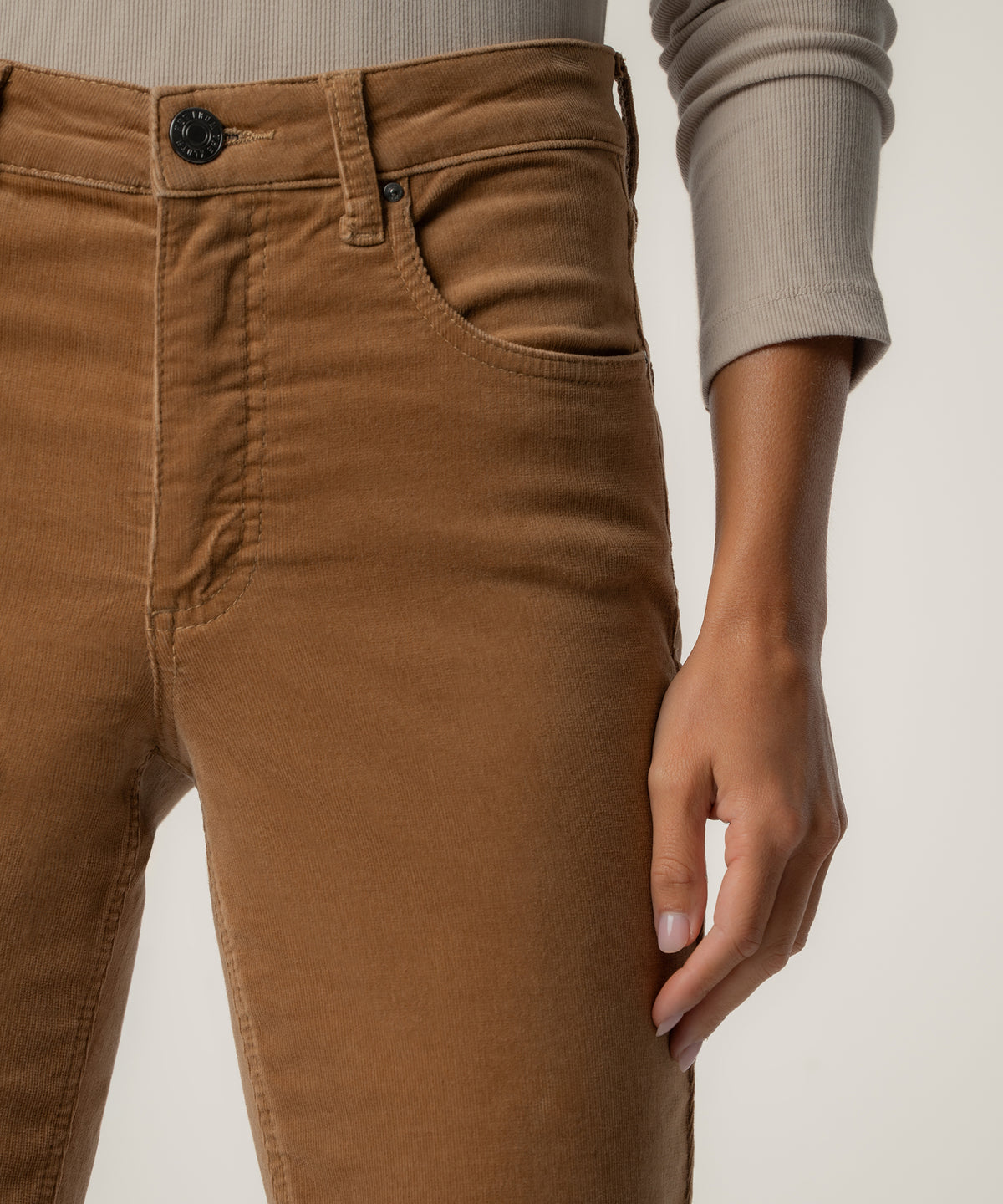 Quinn Corduroy High Rise Mom Pant Petite in Camel