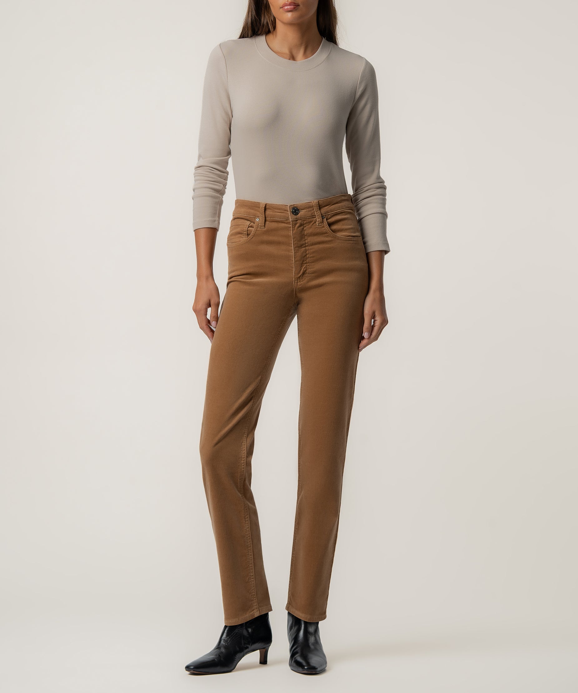 Quinn Corduroy High Rise Mom Pant Petite in Camel