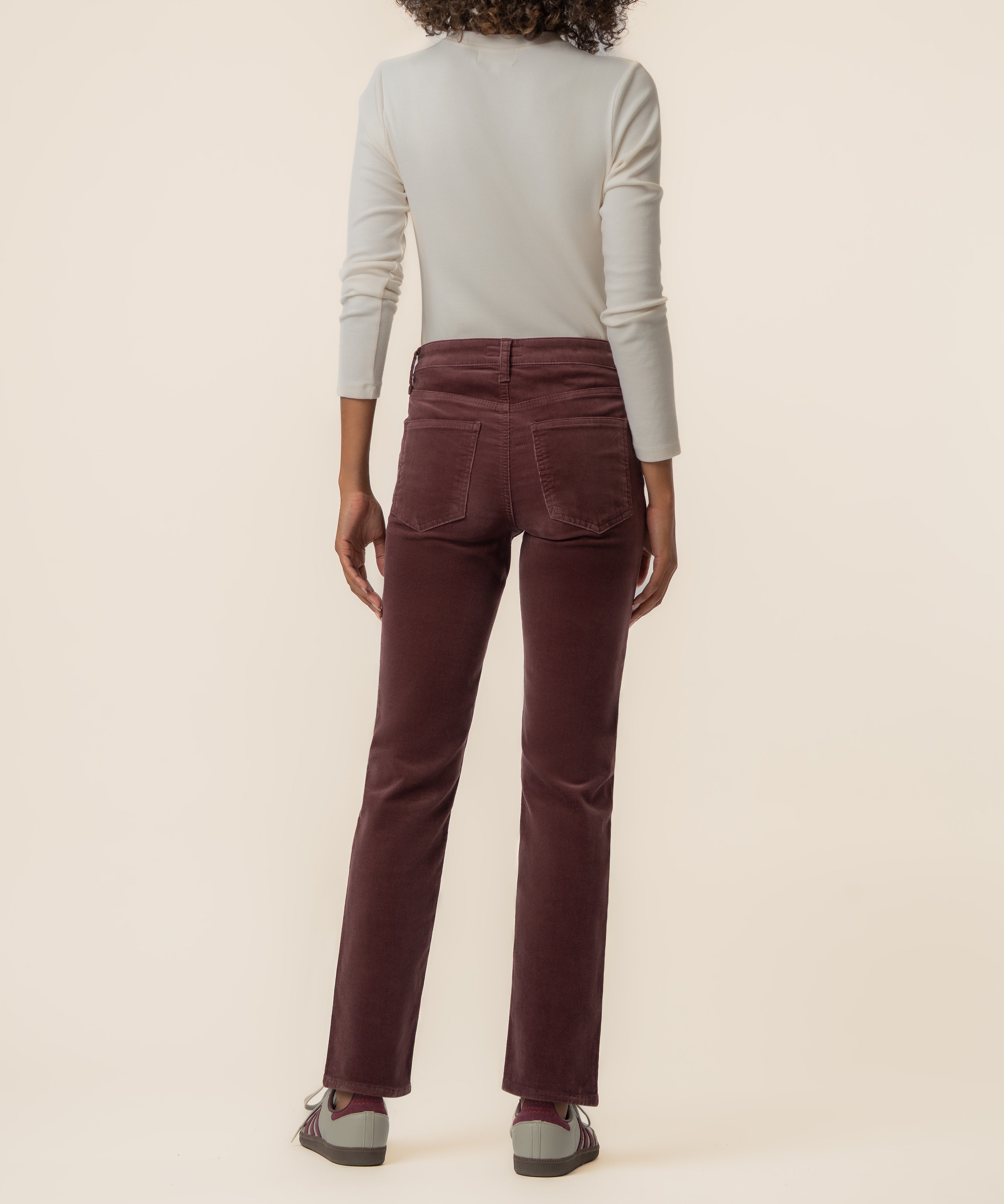 Quinn Corduroy High Rise Mom Pant Petite in Mauve