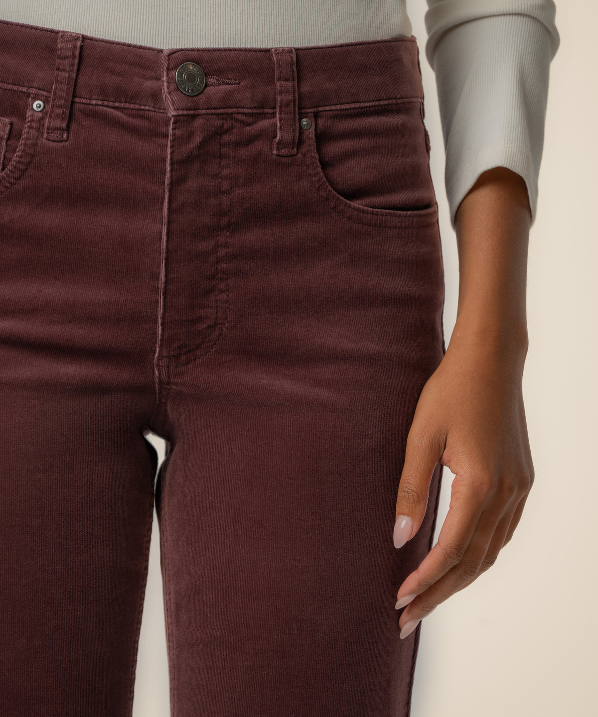Quinn Corduroy High Rise Mom Pant Petite in Mauve