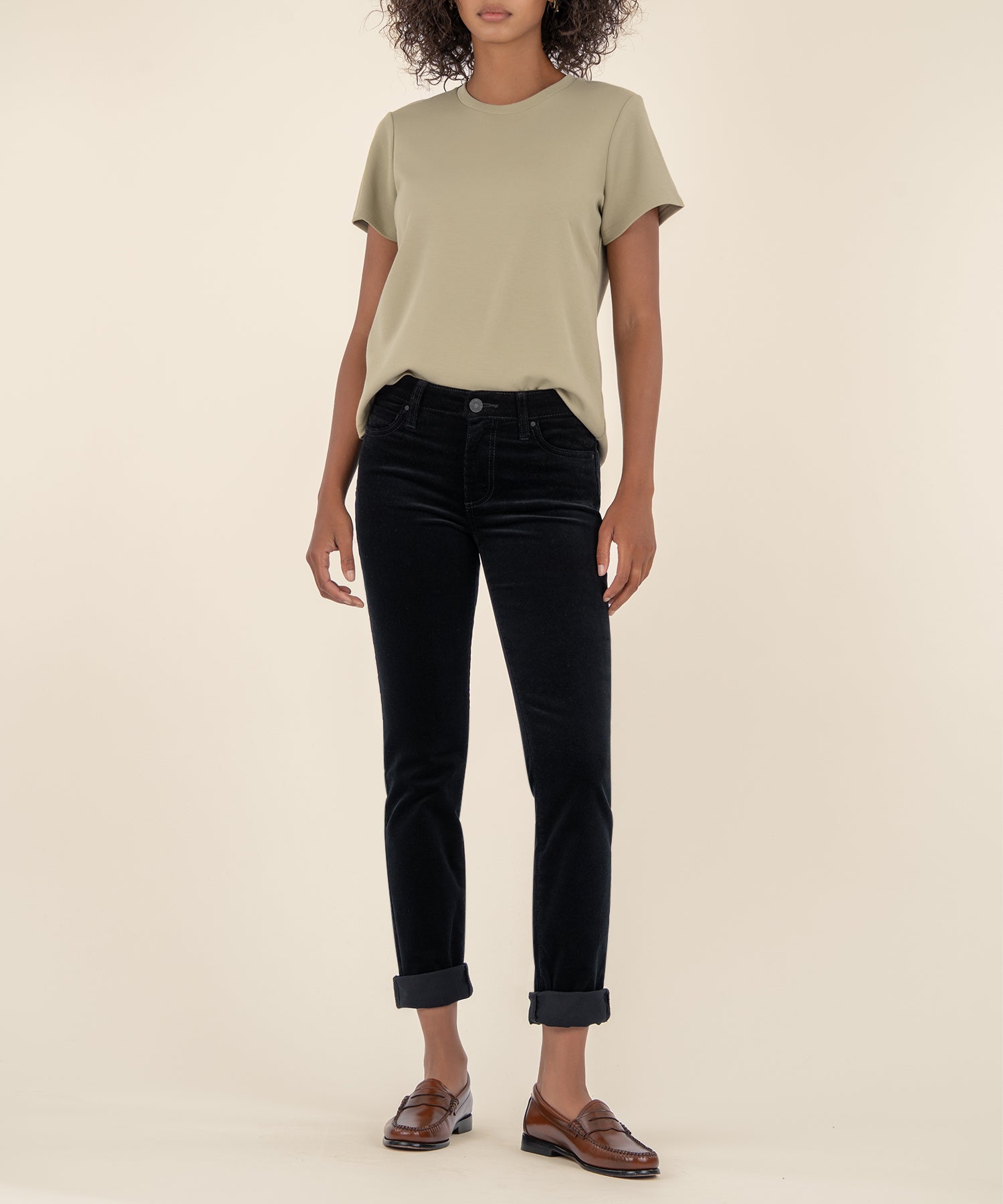 Catherine Corduroy Mid Rise Boyfriend in Black
