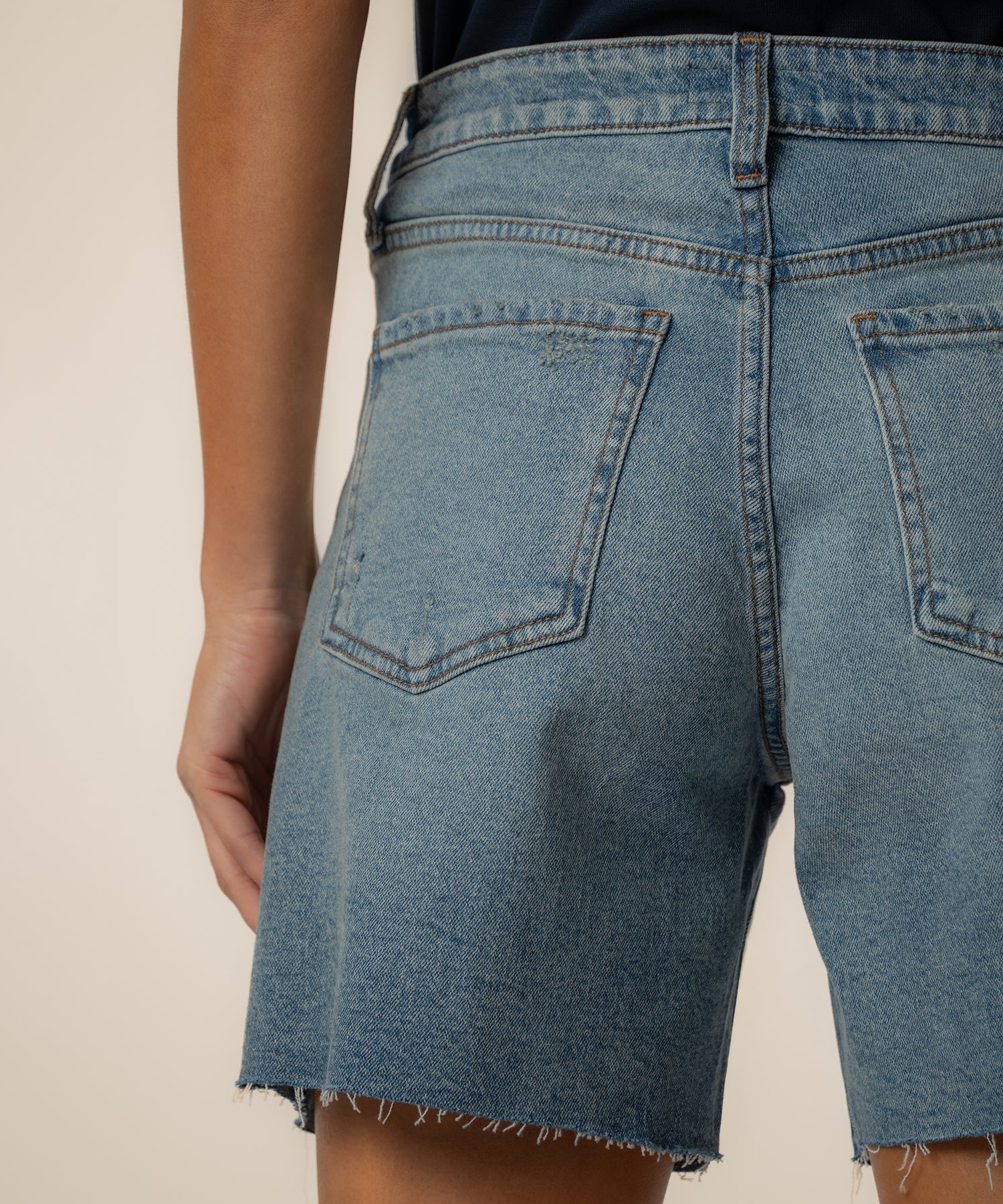 Hailey High Rise Short in Bliss Base