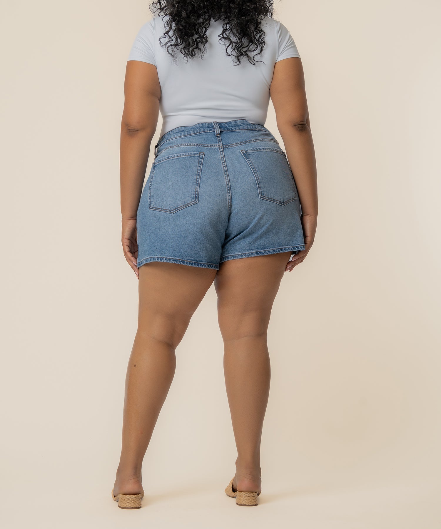 Jane High Rise Short, Plus in Peaceful Wash