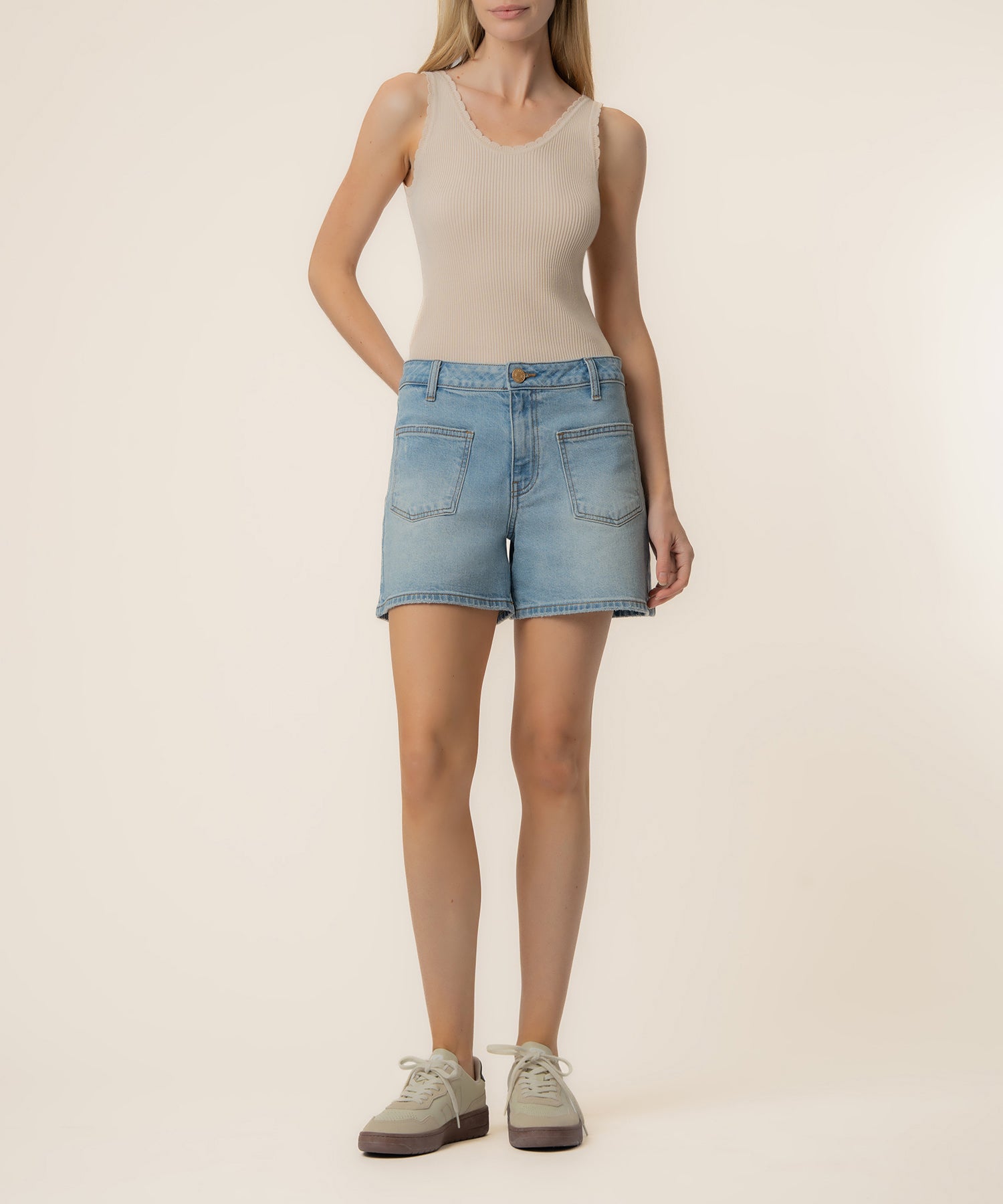Jane High Rise Long Short in Restore Wash