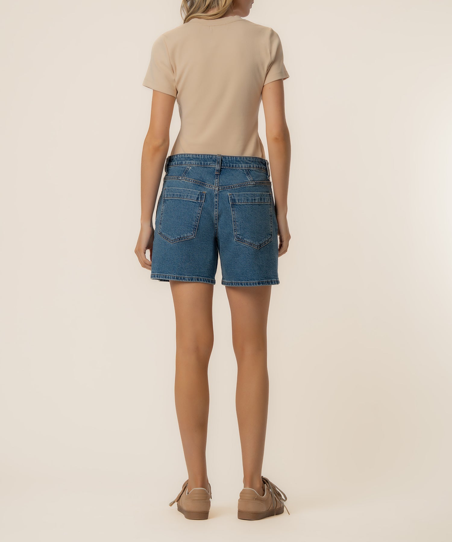 Hailey High Rise Short in Shine Wash