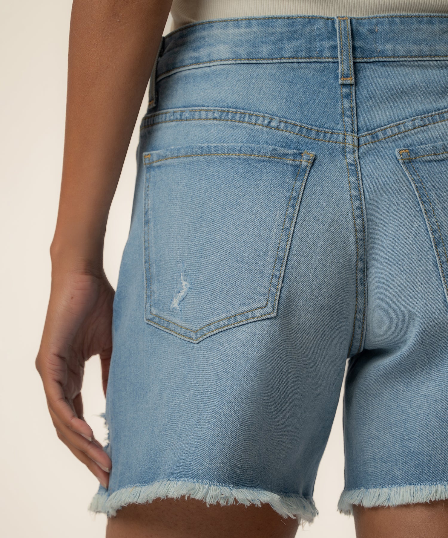 Jane High Rise Long Short, Exclusive in Dreamily Wash