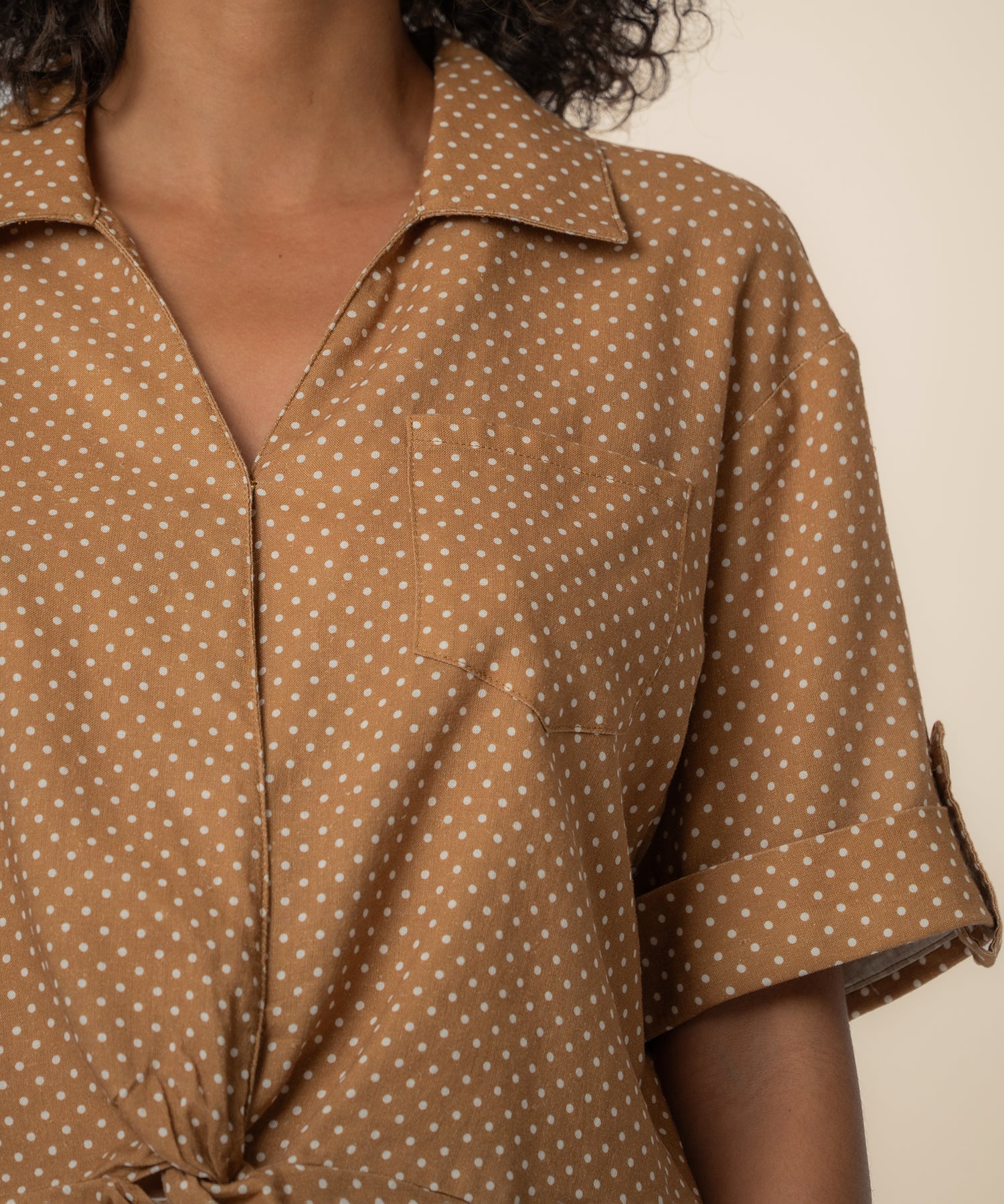Rebel Linen Knot Front Shirt in Dot Wood/Ivory