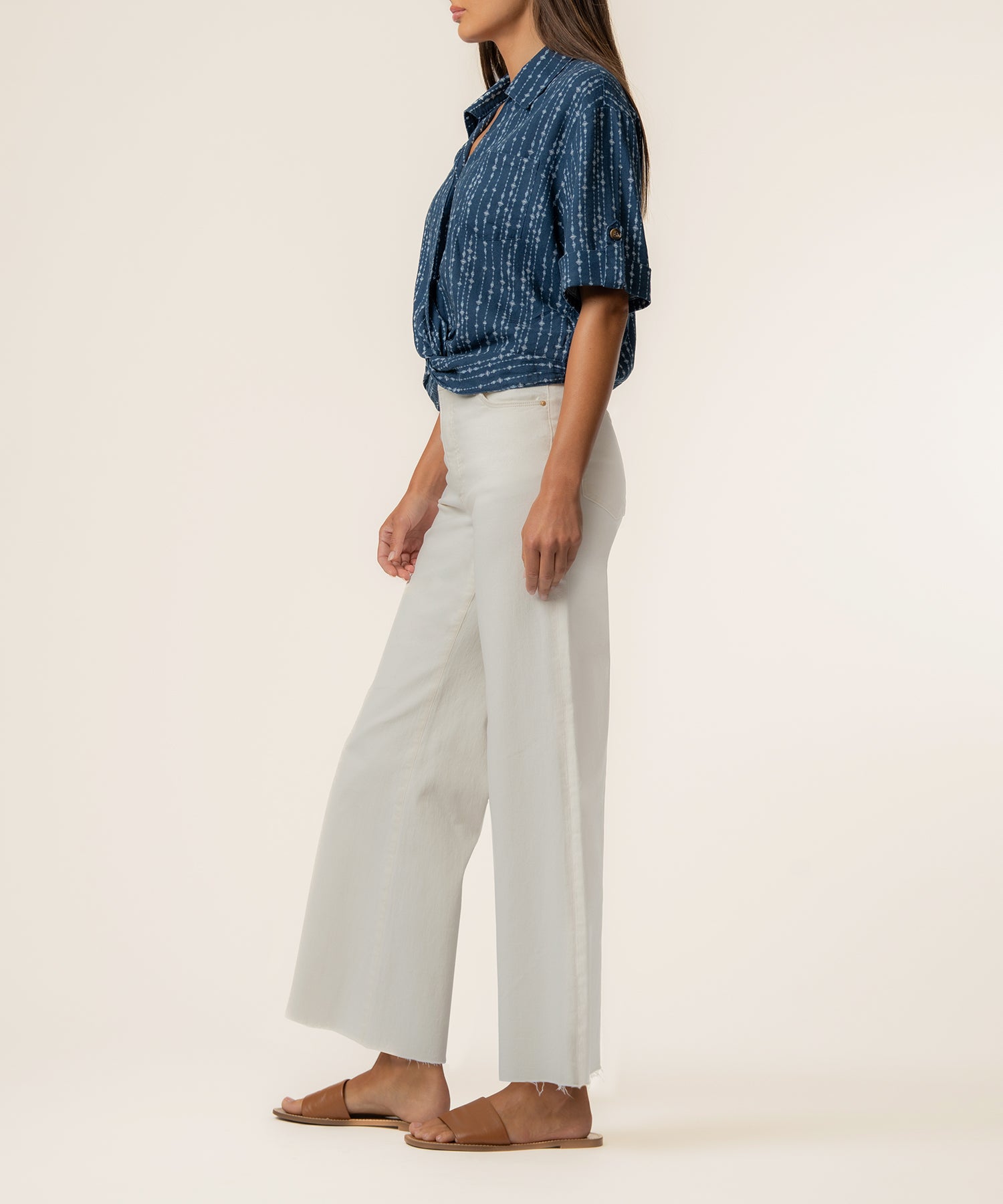 Rebel Linen Knot Front Shirt in Inca Navy/Ivory