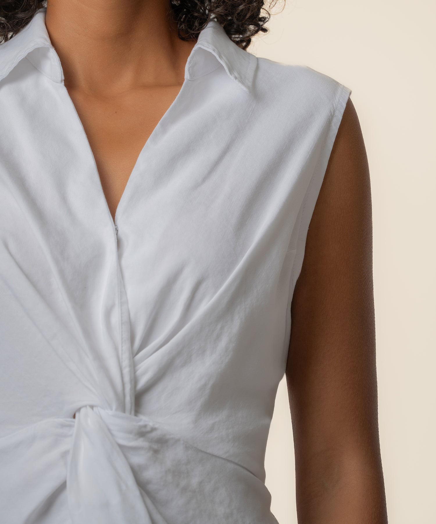 Sara Linen Top in White