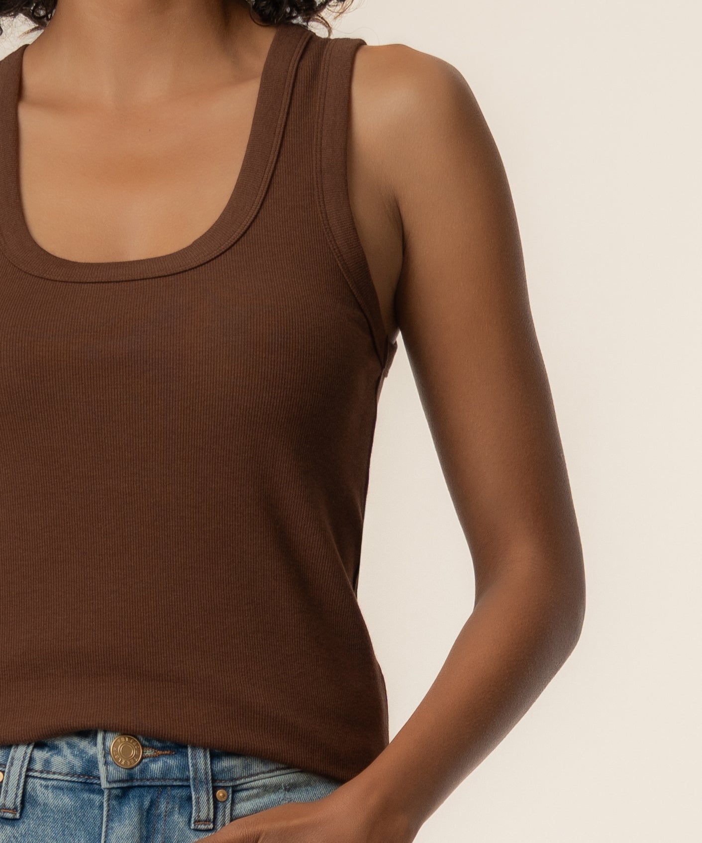 Anastasia Tank Top in Chocolate