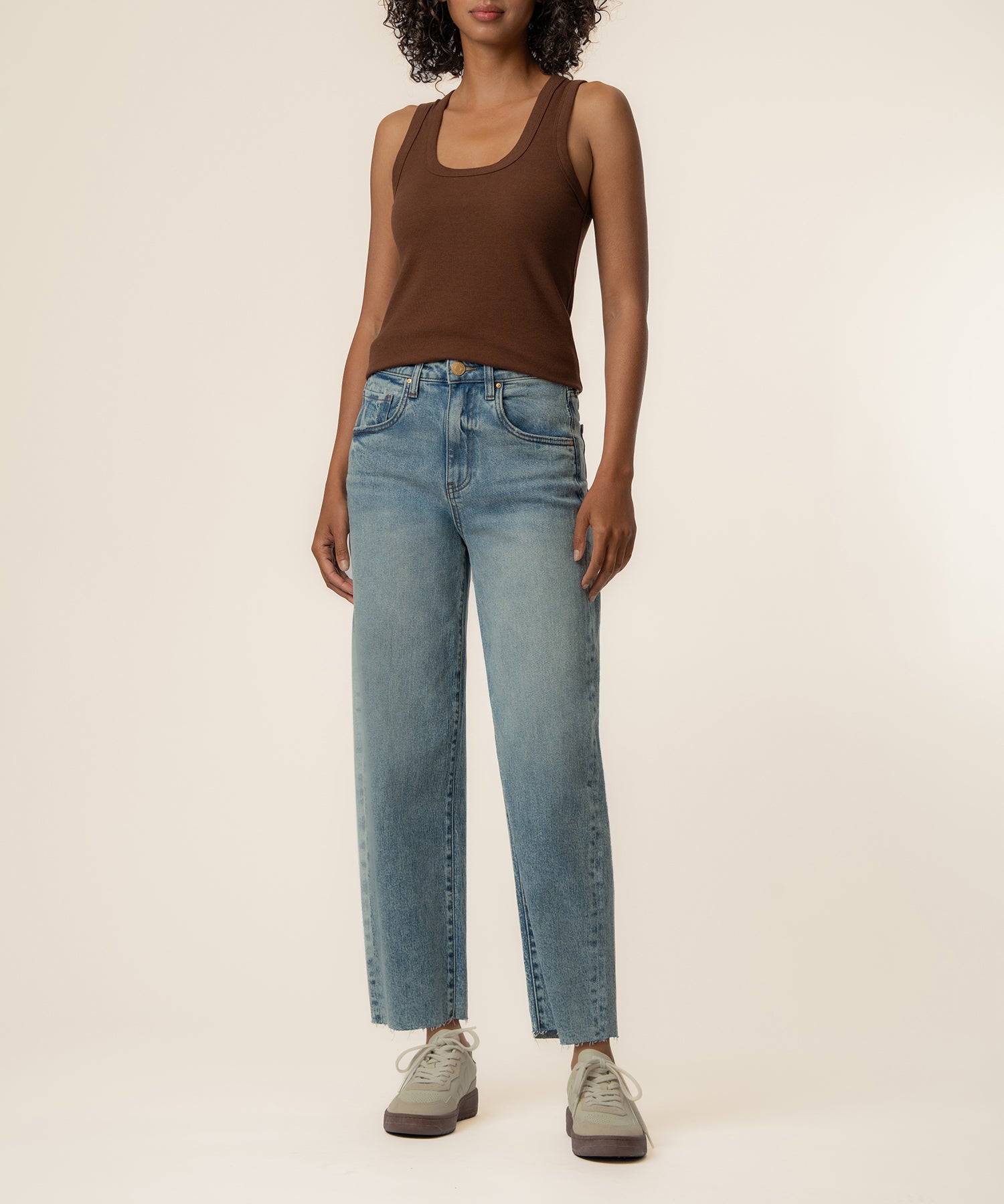 Anastasia Tank Top in Chocolate
