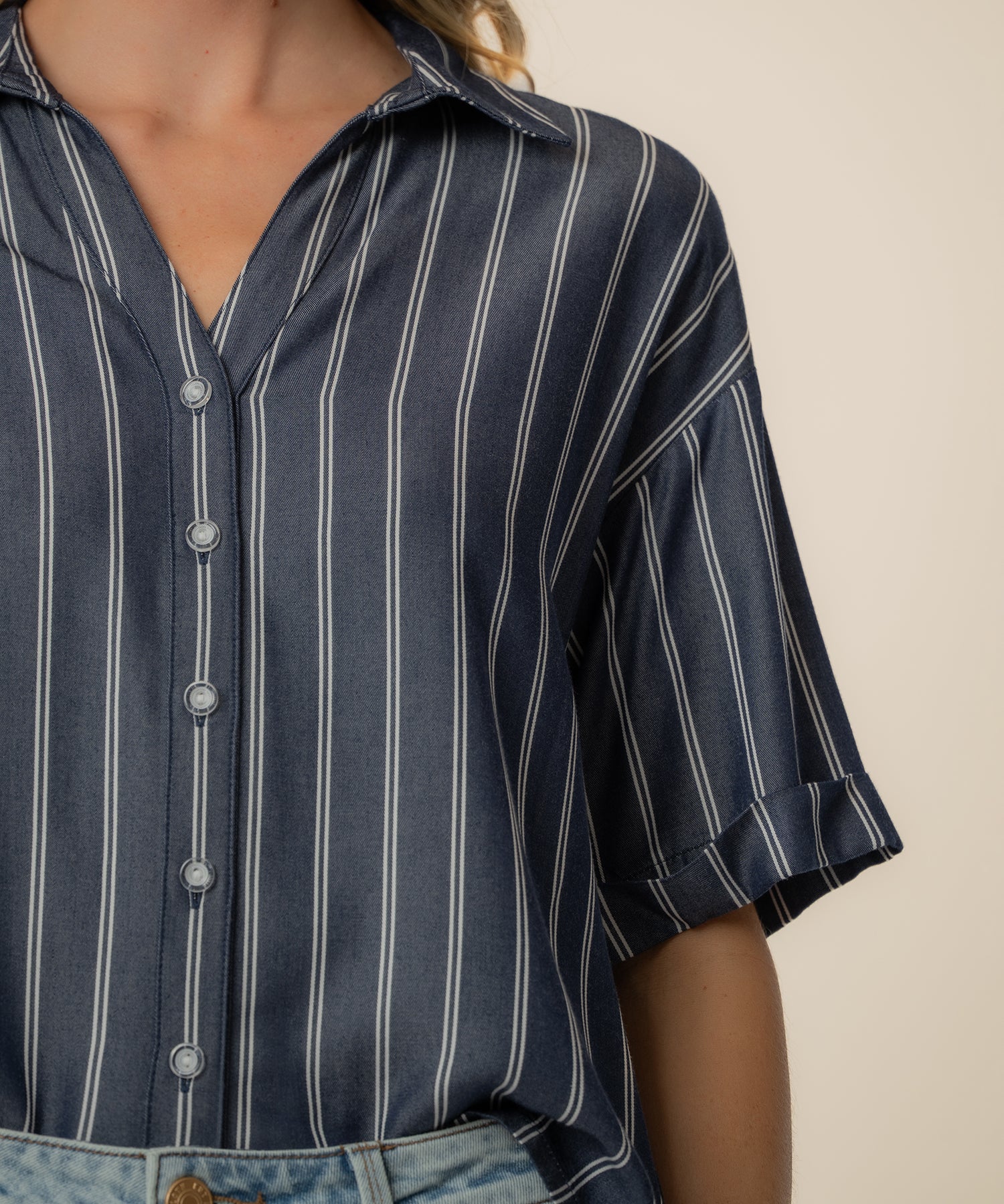 Brenda Stripe Boxy Shirt in Indigo/White - Kut from the Kloth